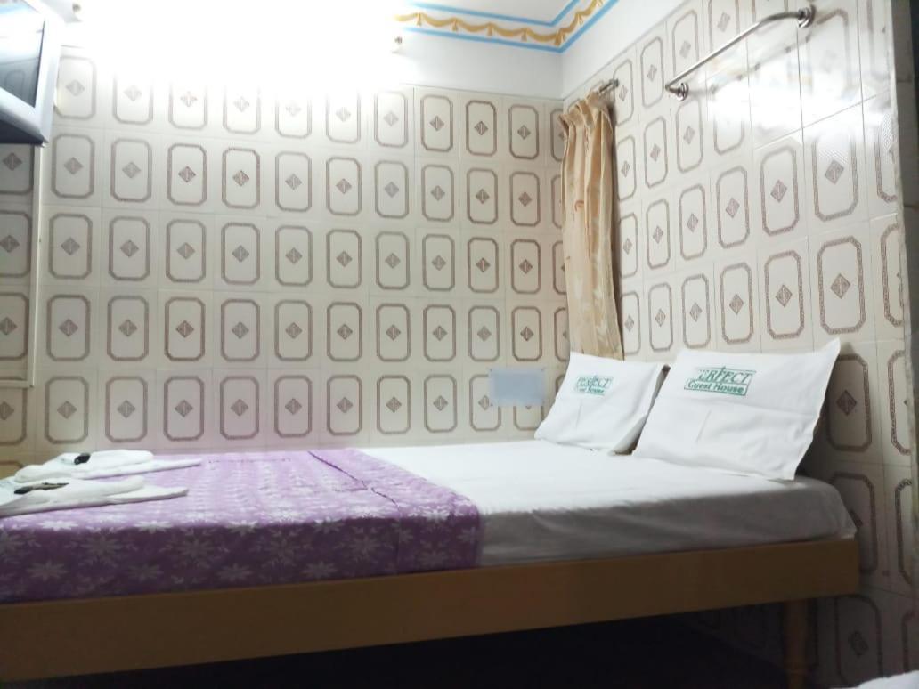 Perfect Guest House Chennai Bagian luar foto