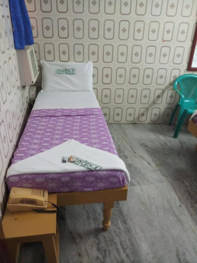 Perfect Guest House Chennai Bagian luar foto